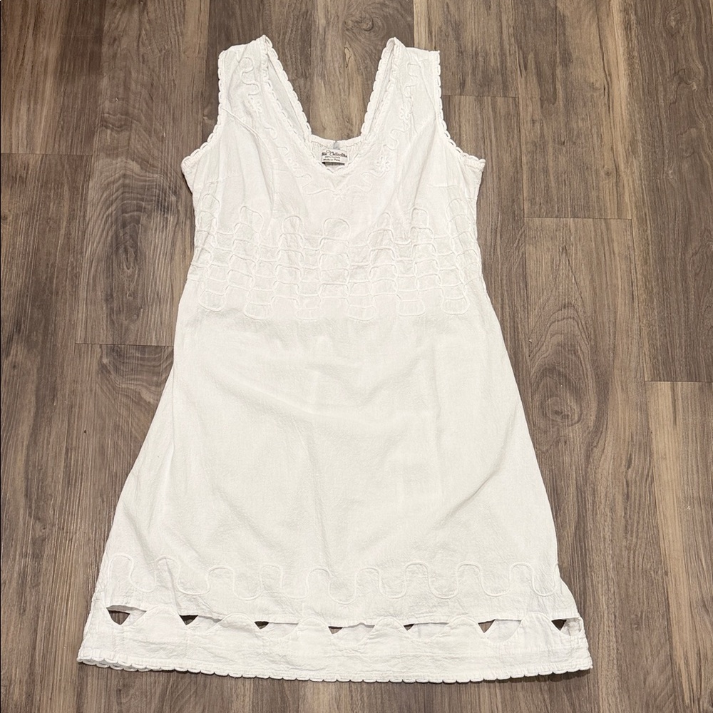 🤍 Cotton Collection White Embroidered Sleeveless Dress